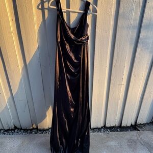 Elegant Black Evening Gown
